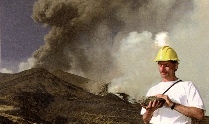 Boris Behncke during the 2001 eruption