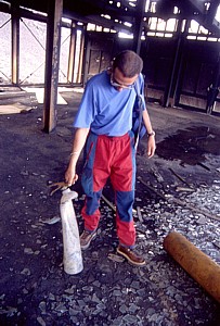 Ruin of cable car arrival station, June 2002